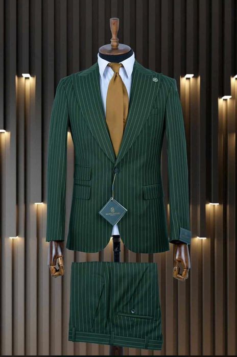 Vand franciza magazin costume barbati