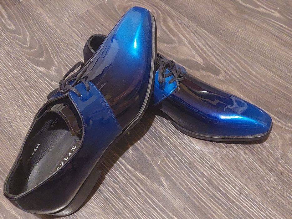 Vand Schimb Pantofi Originali din Piele Marca Mezlan nr 41/42 noi.