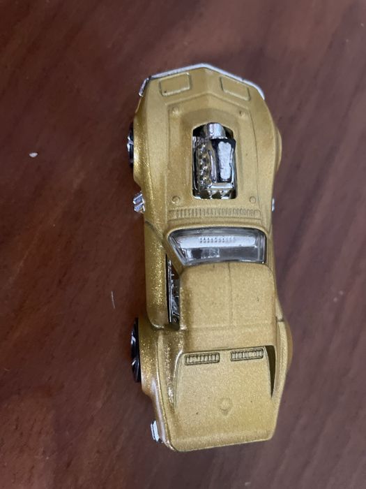 Машинка hot wheels коллекционная