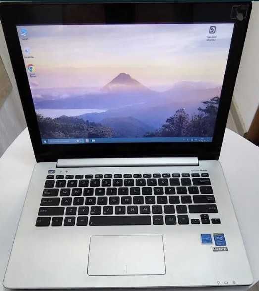 Super laptop cu touch