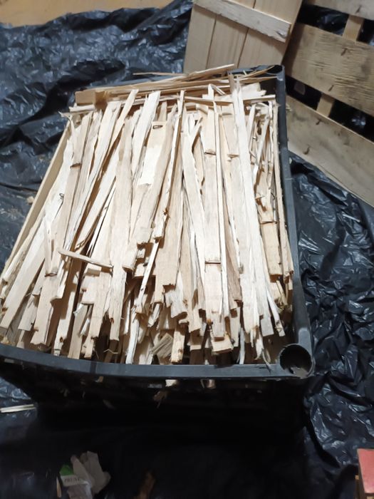 Așchii  lemn pentru  aprins focul