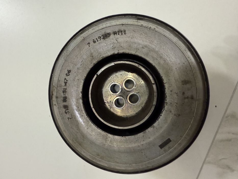 Fulie vibrochen bmw F30 LCI B47