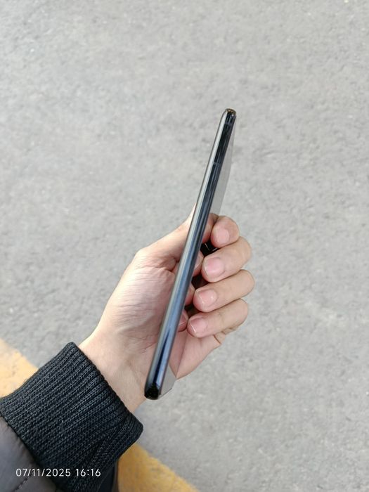 Samsung Galaxy S21 Plus 5G 8/256. IMEI oʻtgan tayyor. Yangidek holatda