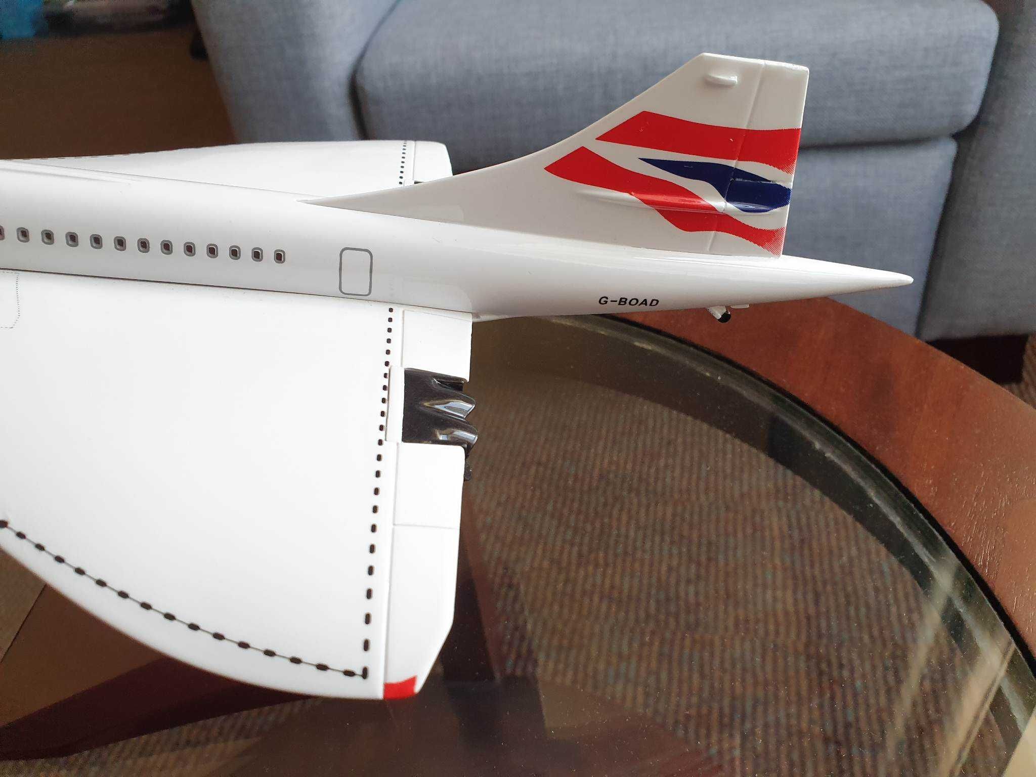 Macheta uriașă de avion British Airways Concorde | Decoratie