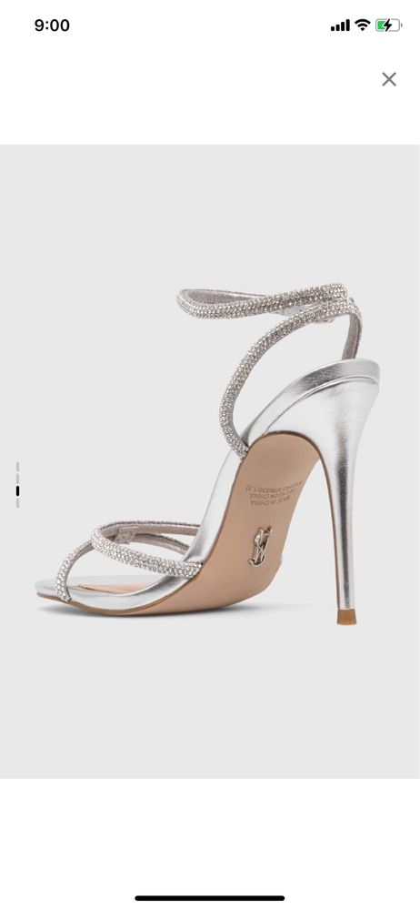 Сребристи сандали  Steve Madden