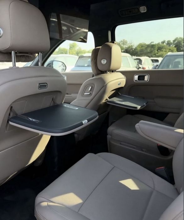 Li 9 2025 yil 26 madel reystayling kofi salon