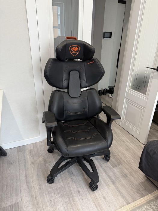продам компьютерное игровое кресло COUGAR Terminator Black