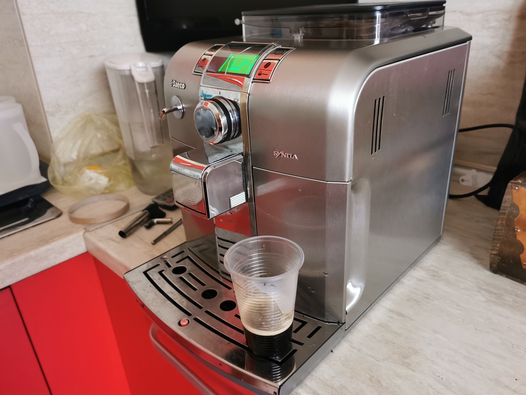 Кафе автомат Saeco syntia