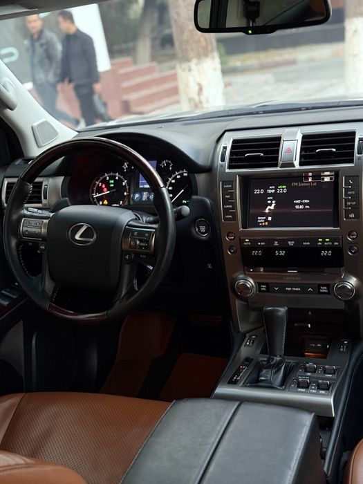 Lexus gx460 full holati tinu toza moshina polniy bron