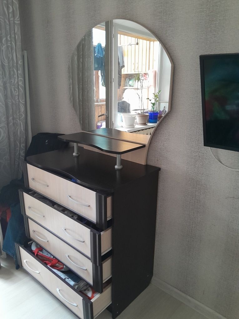Срочно продам комод