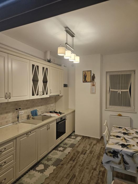 Inchiriez apartament 2 camere