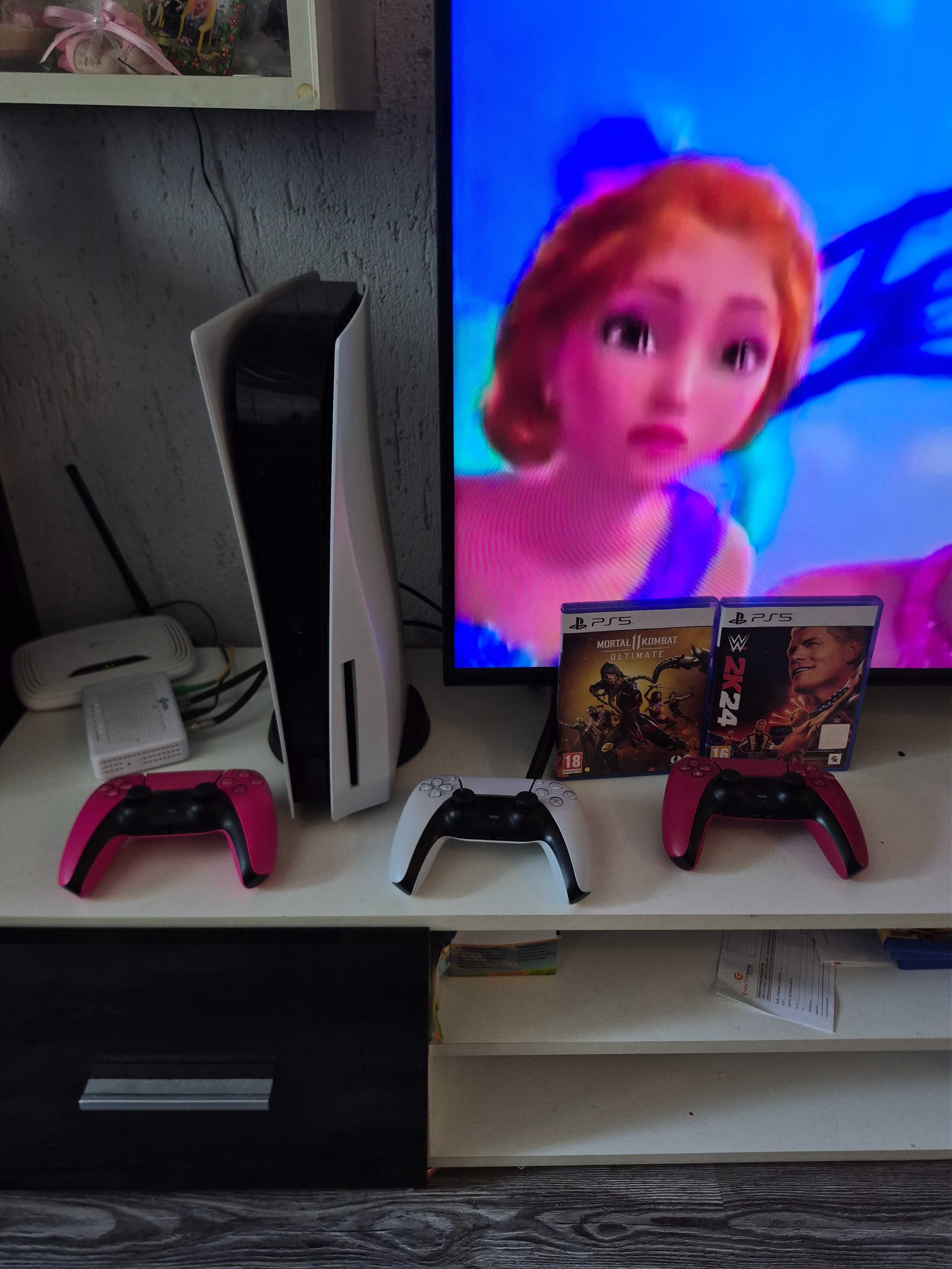 Ps5 с 3 контролера и 2 Игри