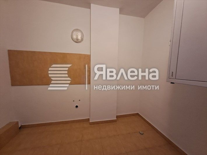 Дава се под наем Офис в София, Оборище - 115 кв.м за 900 € - Снимка #4