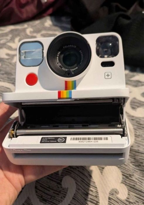 Polaroid now + cu Bluetooth Instant poza