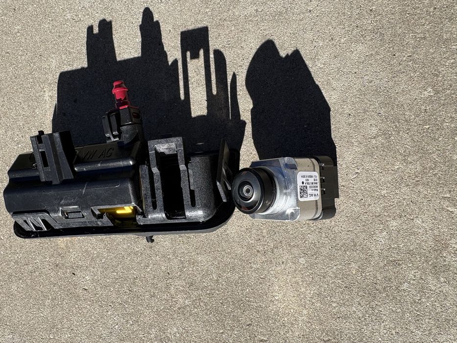 Задна камера Октавия 4