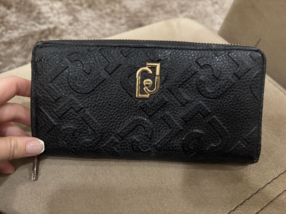 Протмоне на марката liu jo