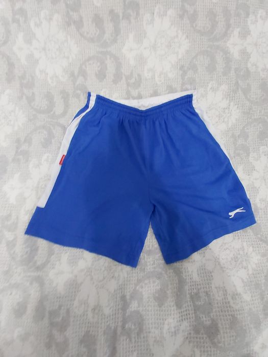 Pantaloni scurți bărbătești, marca Slazenger, mărimea M