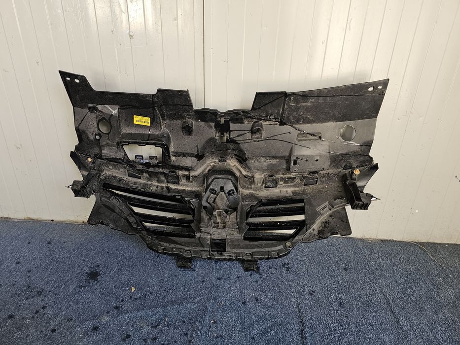 Grila bara fata Renault megane 4