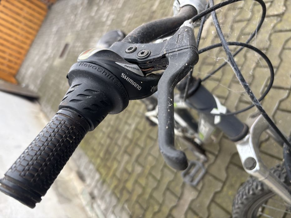 Vand bicicleta perfect functionala