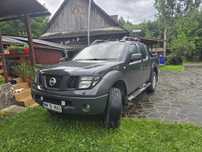 Vând nissan Navara D40