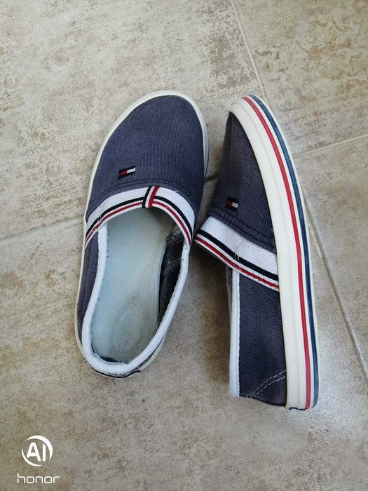 Оригинални детски обувки Tommy hilfiger