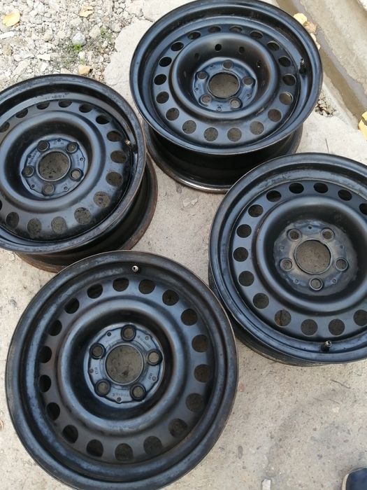 Продам диски на мерс конплект на 15 R