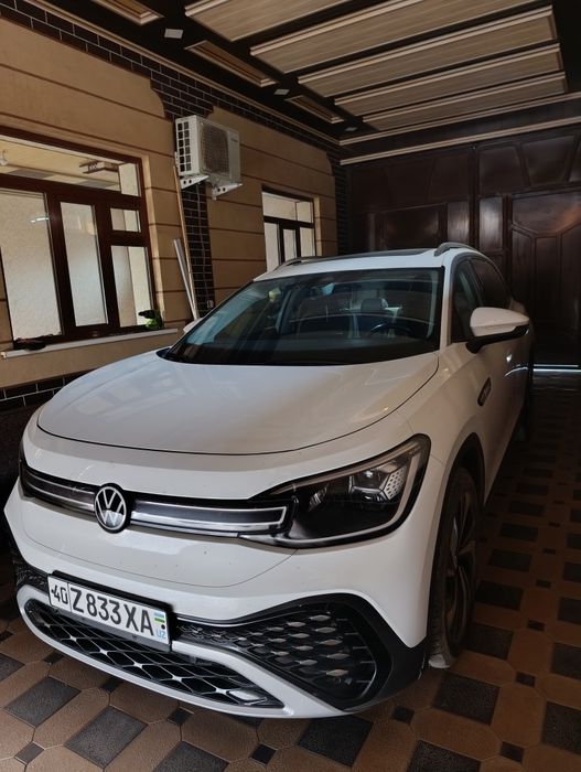 Volkswagen ID6 Crozz Pure+