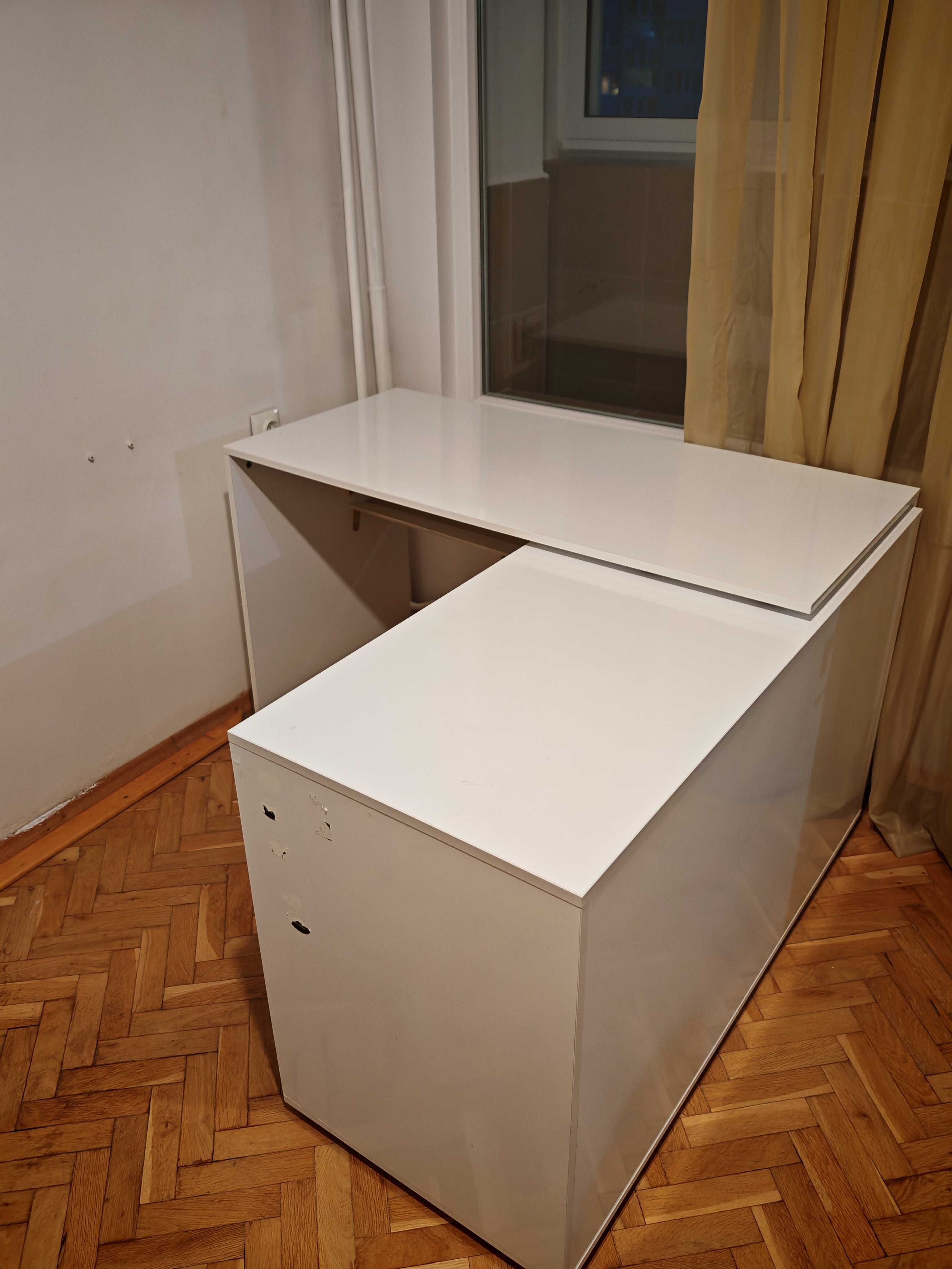 Писмена маса, размер 120*55 см