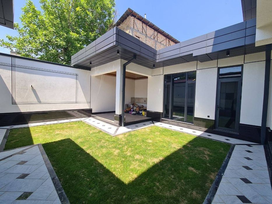 Продается 5ти комнатный дом,ул. Циолковского,М.Улугбекский р-н,360м2