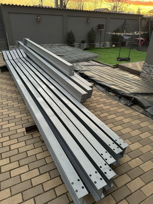 Structura metalica 6x30x4ml  stâlpi ferme grinzi