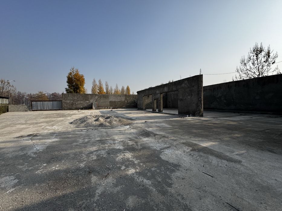 Сдается под склад, штафстоянку и для сервиса