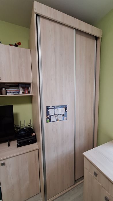 Mobilier camera tineret