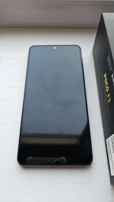 Продам телефон Poco F3