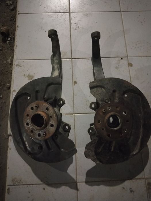 Переднии Цапфы на W164 Х164 Mercedes