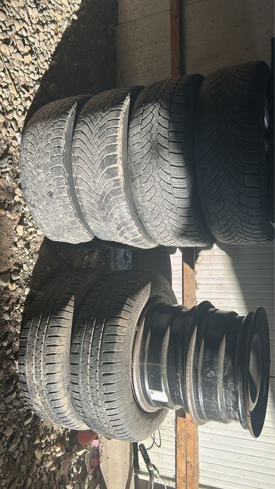 Vand doua seturi de jante pentru opel