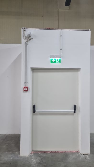 Spatiu comercial Tractorul 1200 mp Coresi