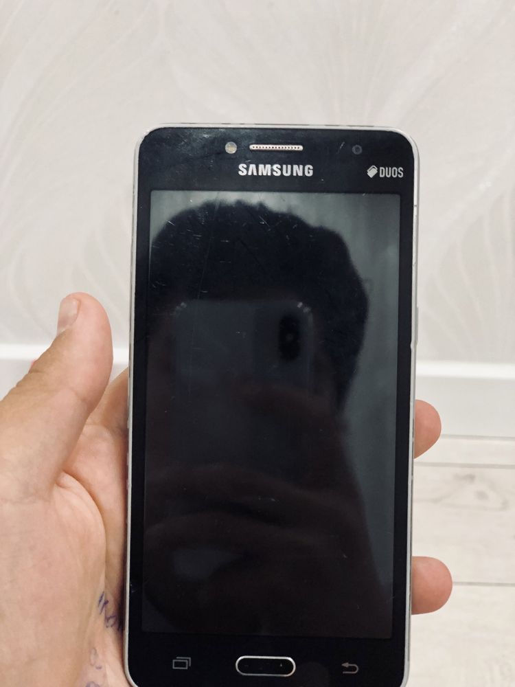 Samsung J2 prime/Grand prime 2.Продается смартфон в хорошем состояний
