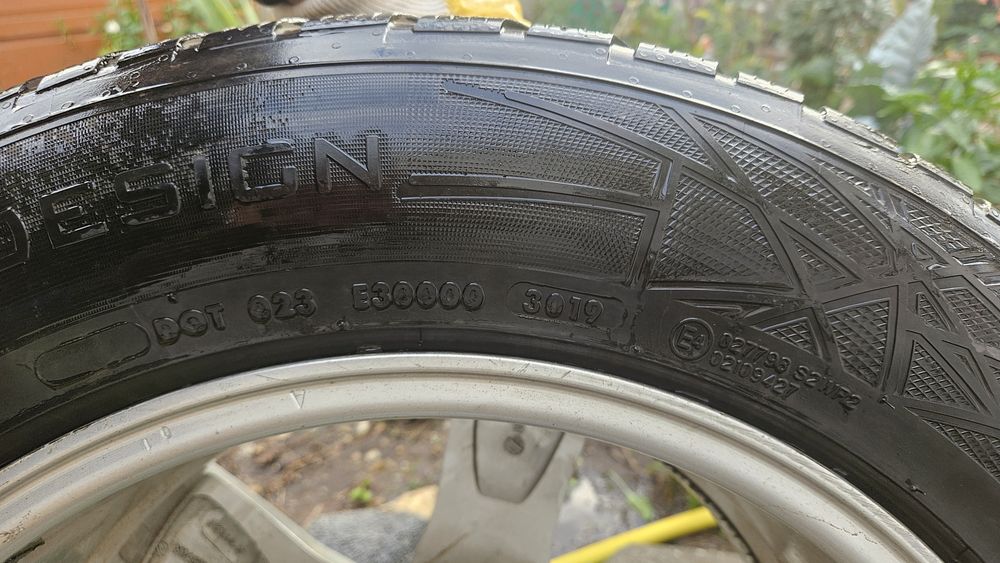 Джанти 17" 5х114 и гуми 215 65 17 - 4бр. зимни гуми Continental Winter