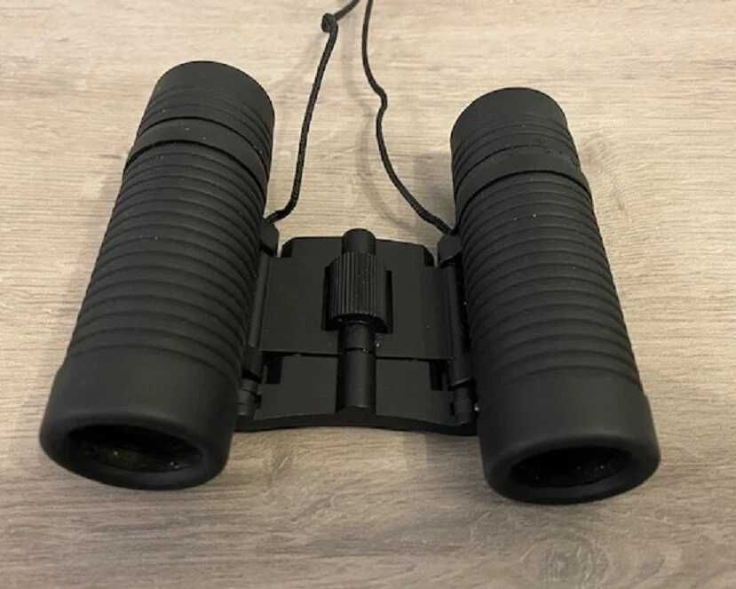 Vand binoclu PRISMATIC 8X21