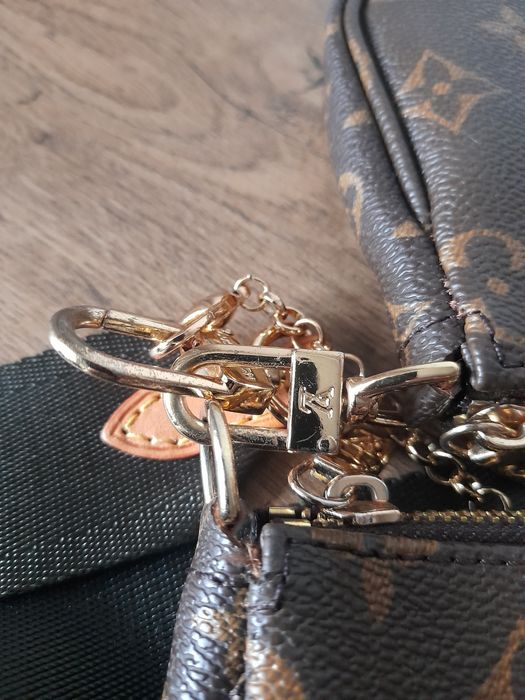 LOUIS VUITTON дамска чанта .