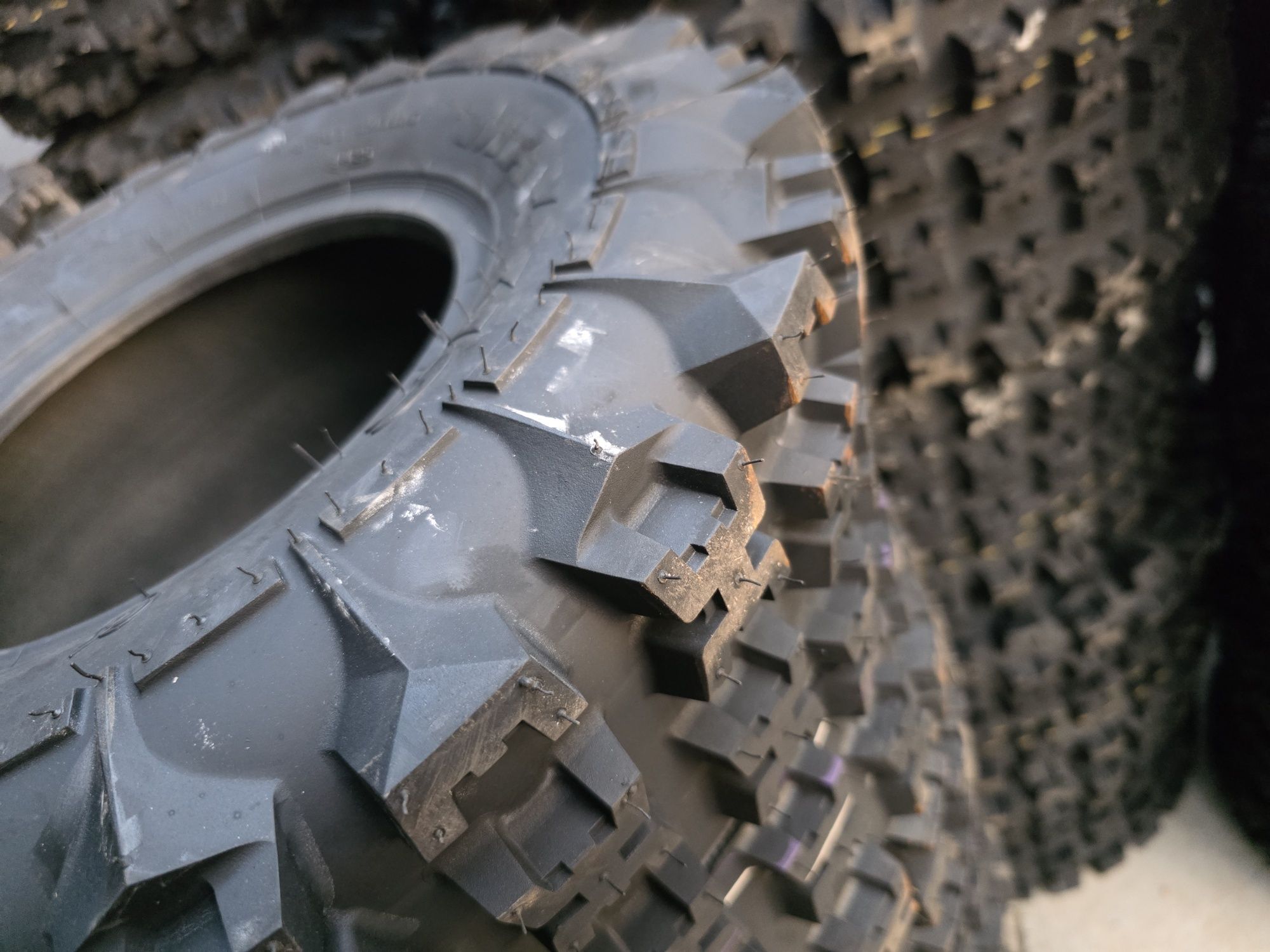 ГУМИ MAXXIS RZR2 21x7x10 22x7x10 22x11x10 22x11x9 20x11x9 Raptor 700