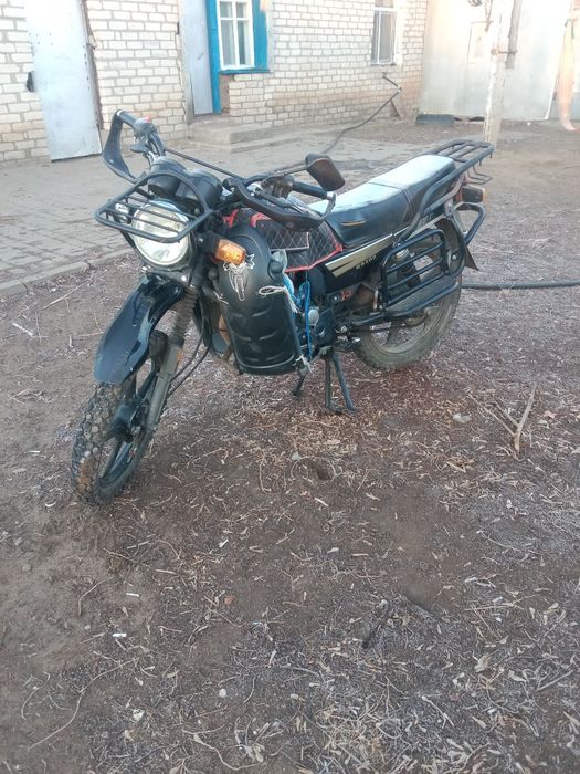 Продам Мотоцикл Сузуки 200