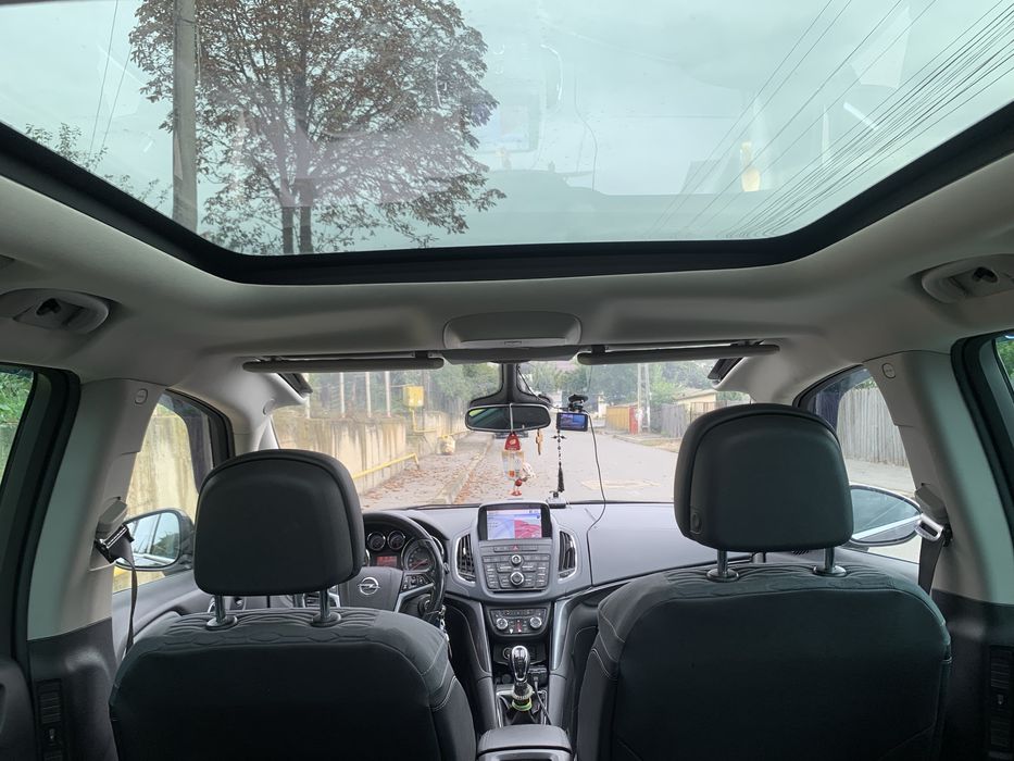 Opel Zafira C Tourer 2.0CDTI 130CP, an 2013
