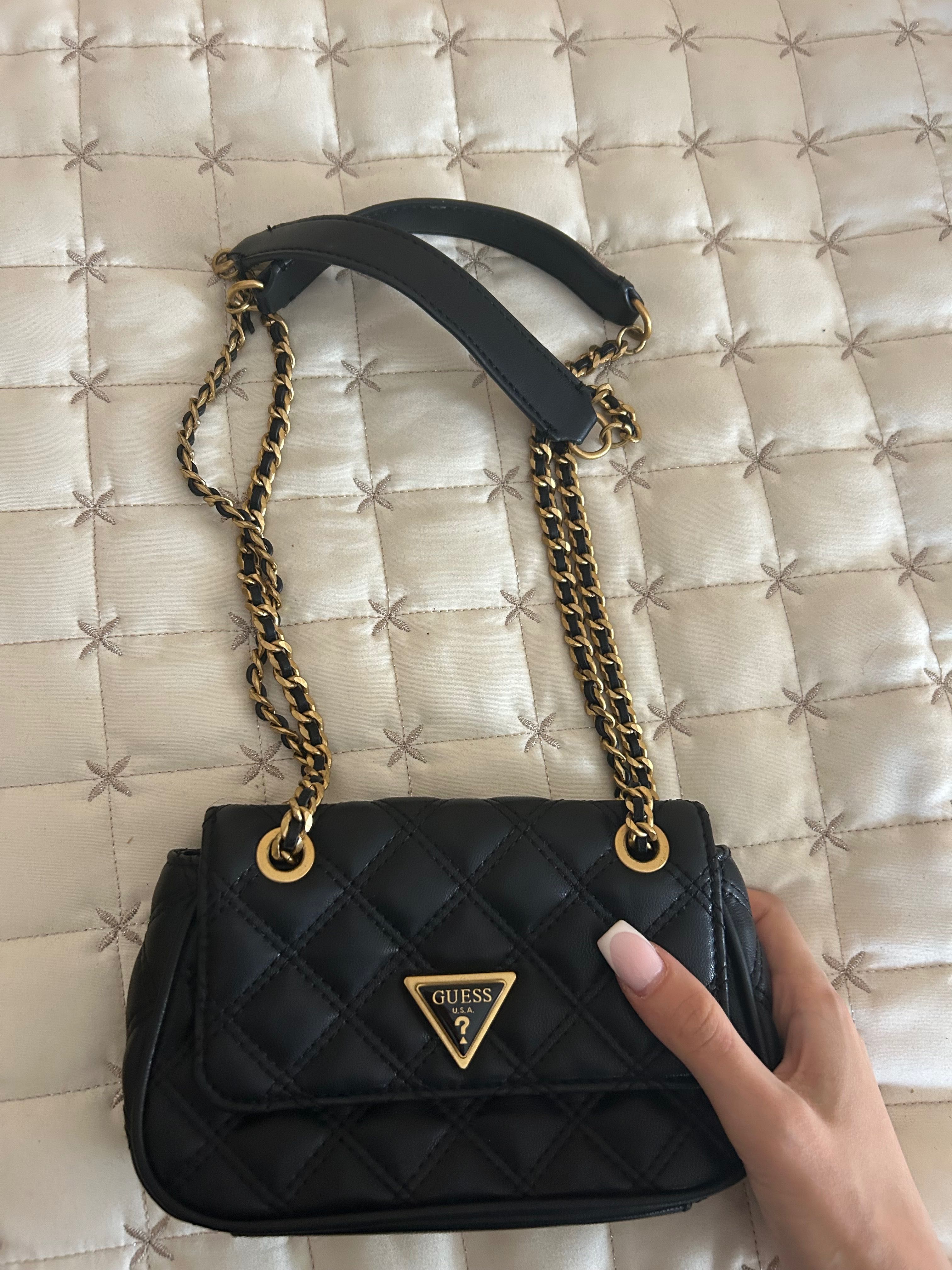 Дамска чанта Guess