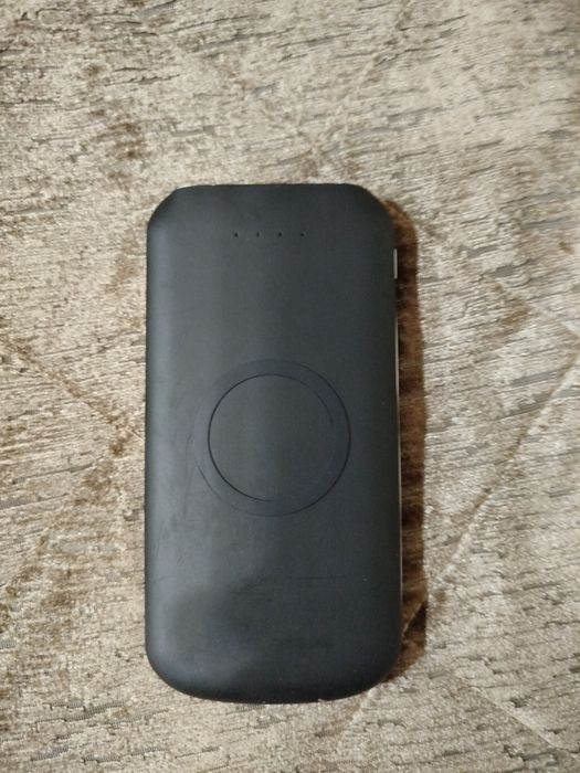 Продам Повербанк 8000mAh/29.6Wh