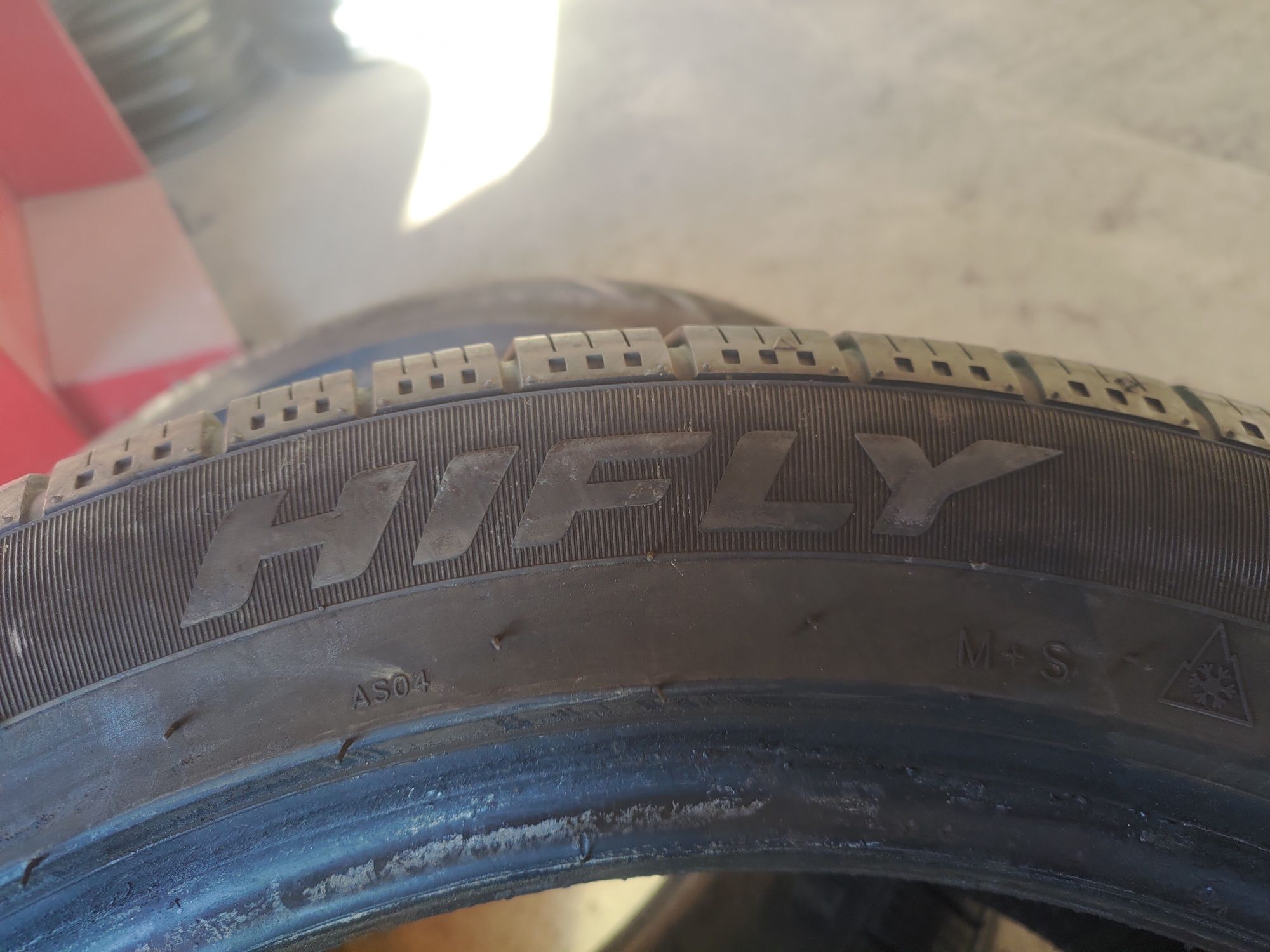 245/45/17  hifiy