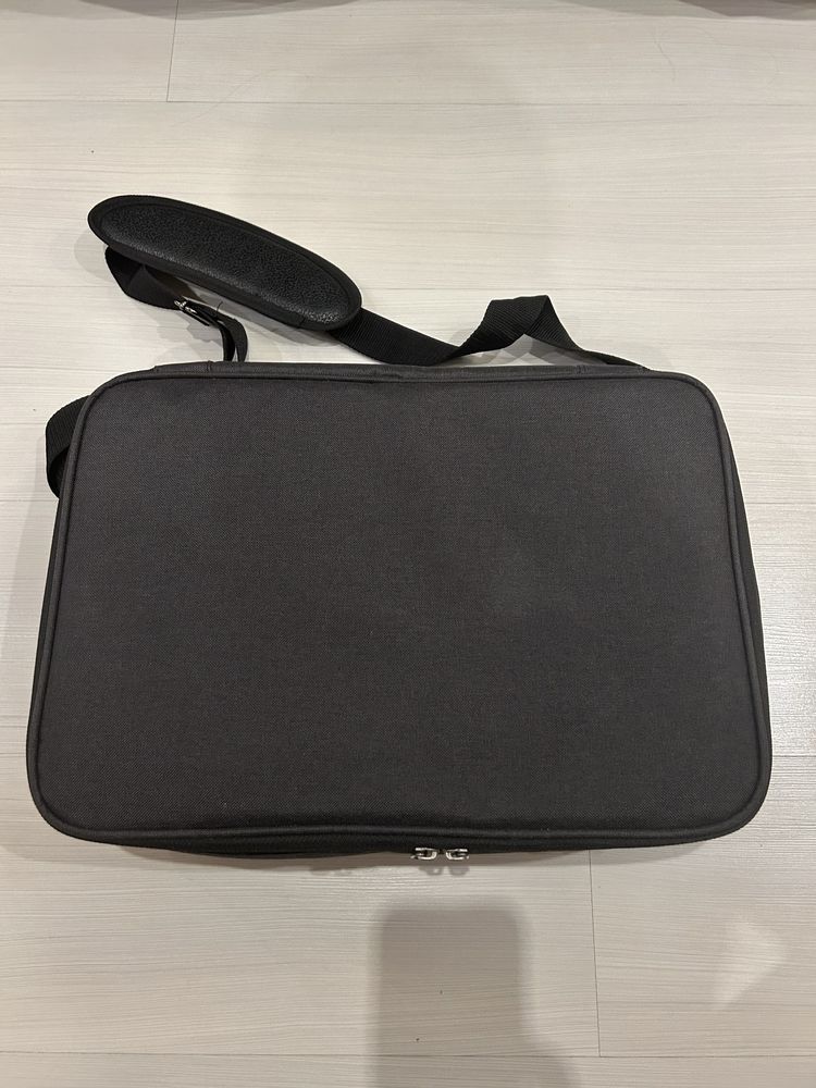 Продавам чанта за аксесоари Adam Hall - Orgaflex Cable Bag L