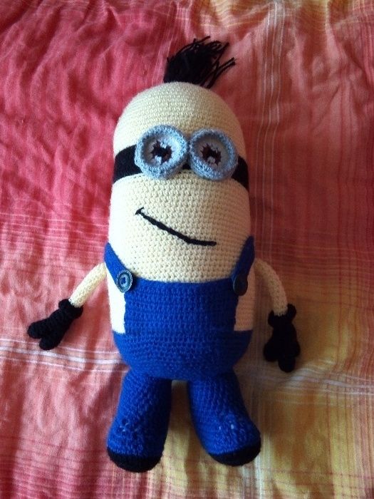 minion crosetat,marime mare