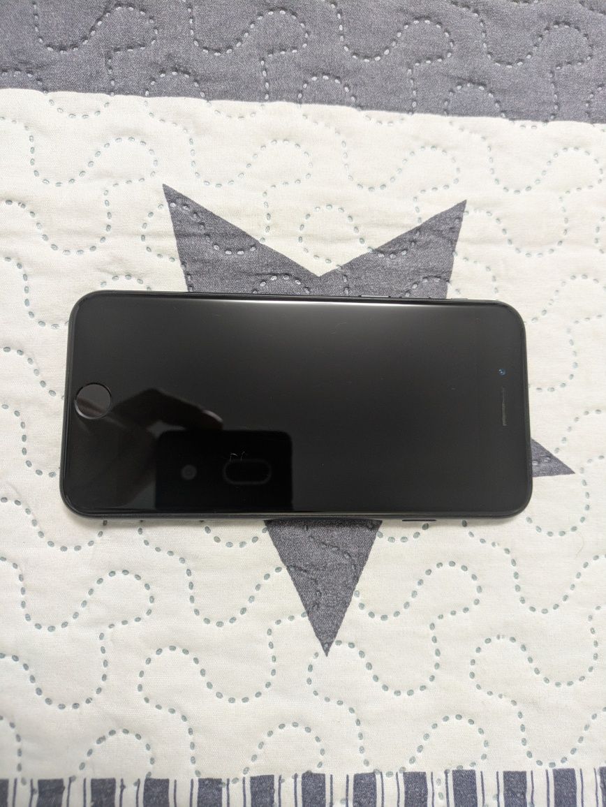 iPhone SE2 la schimb cu iPhone 11