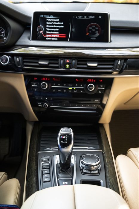 Vand X5M50D xDrive 381Cp